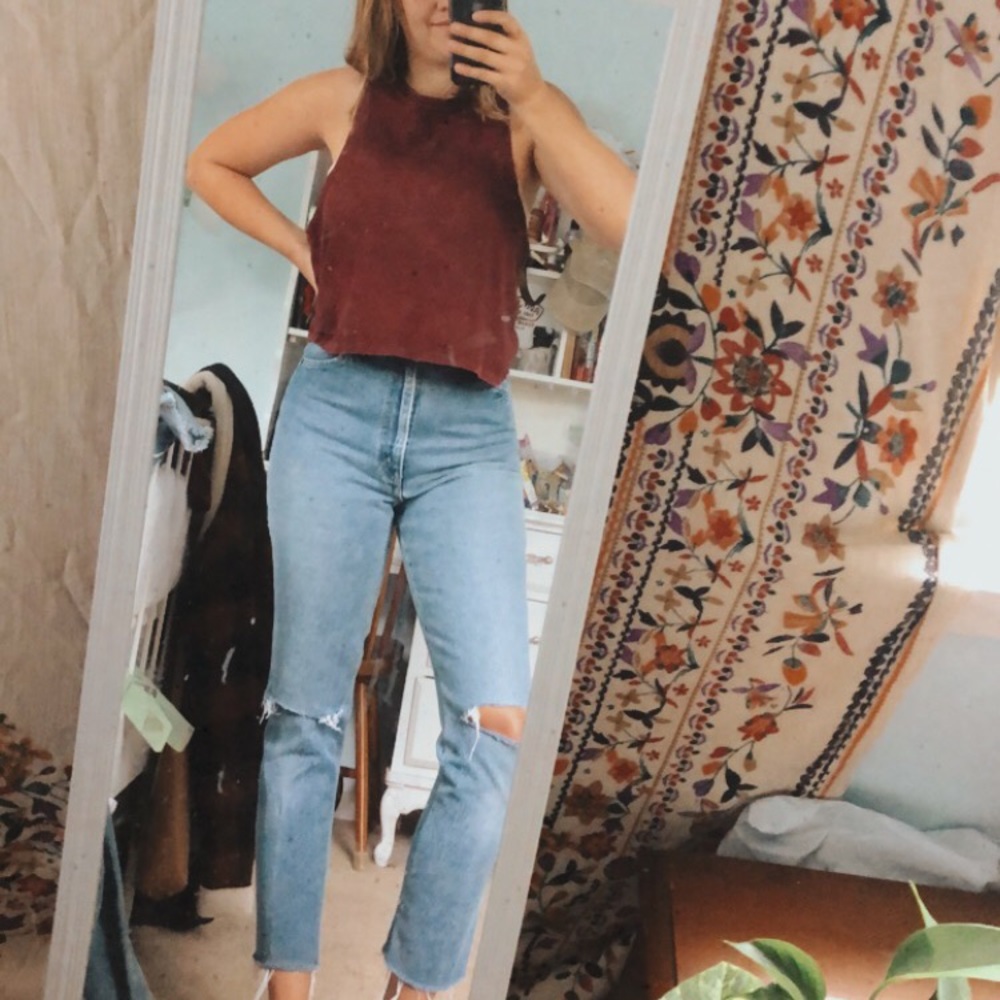 Basic cropped tank! - Picture 2 of 5